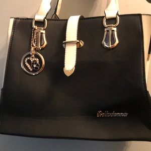 Belladonna Purse